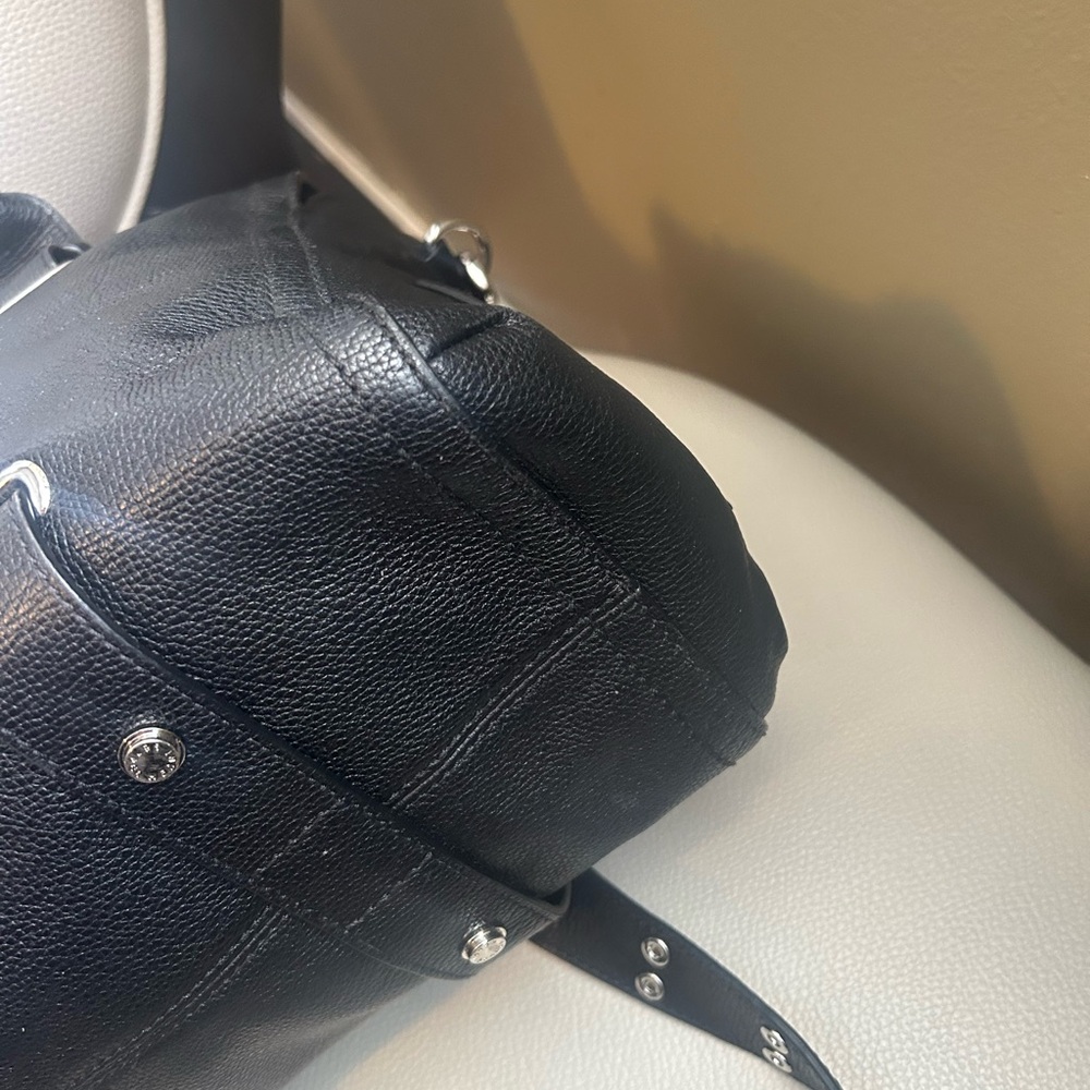 Henri Bendel Bag Chic Spruce Street Satchel Henrino longer available online - Picture 6 of 14
